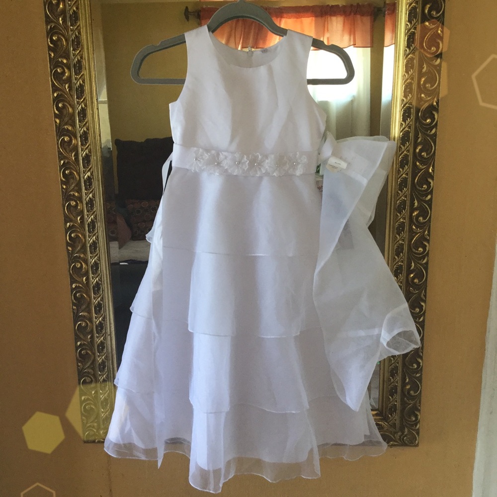 Kids White Dress -Size 7 (NWT)